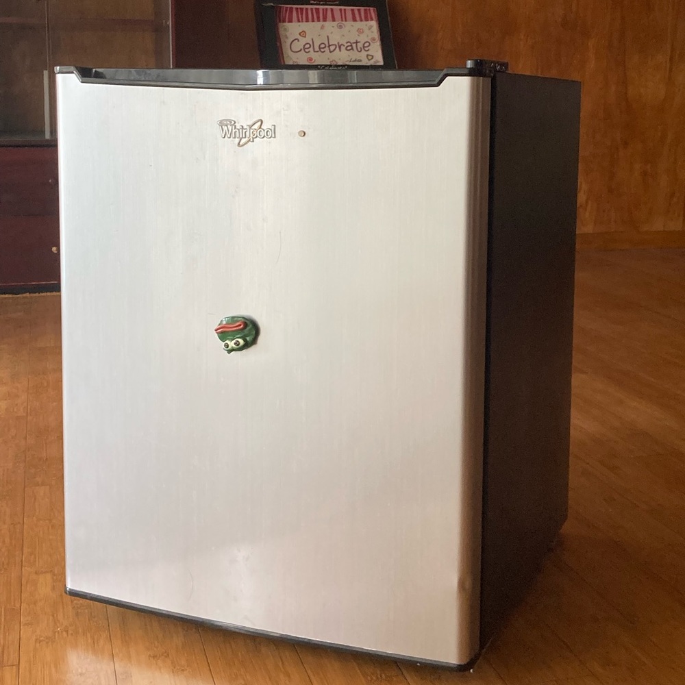 Whirlpool Mini Fridge